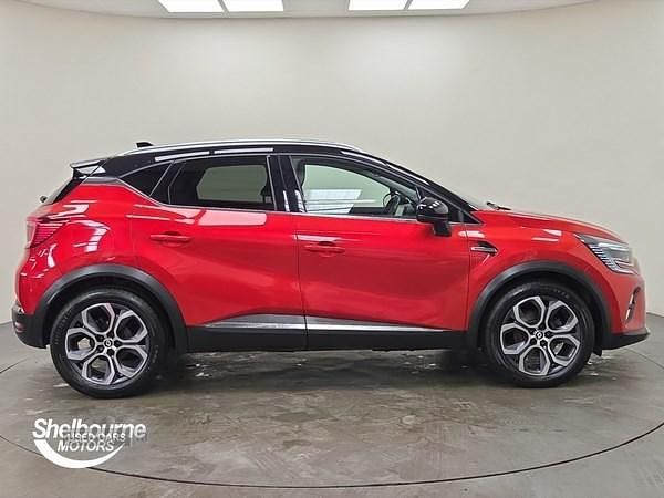 Used Renault Captur Techno 143 HP (105 kW) 2023 Red/black SUV