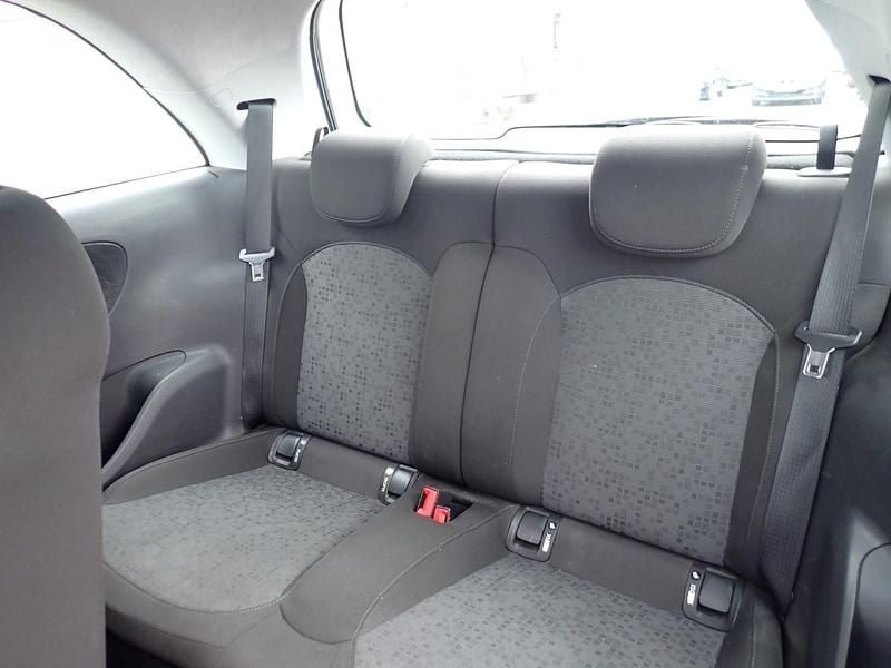 Used Vauxhall Adam Jam 70 HP (51 kW) 2013 White Hatchback