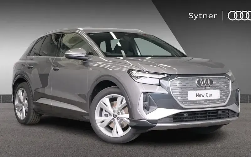 Begagnad Audi Q4 e-tron S-Line 150 kW (204 HK) 2026 SUV