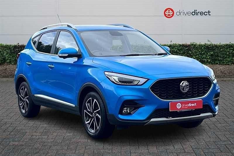 Metallic battersea blue Used 2024 MG ZS Exclusive Sedan | £14,230 (Fair price) - Image 1/4