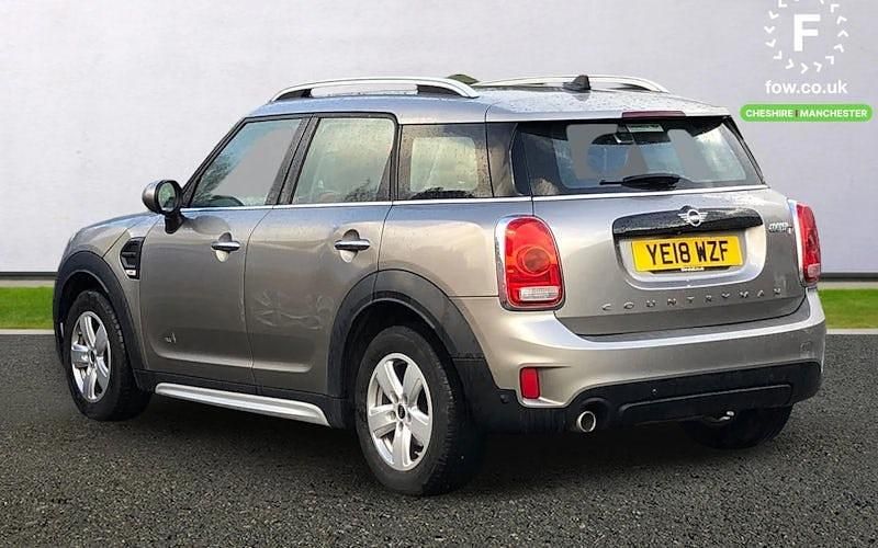 Używany Mini Cooper D 150 KM (110 kW) 2018 Srebrny Hatchback