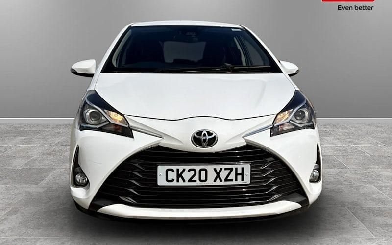 Begagnad Toyota Yaris 111 HK (81 kW) 2019 Halvkombi