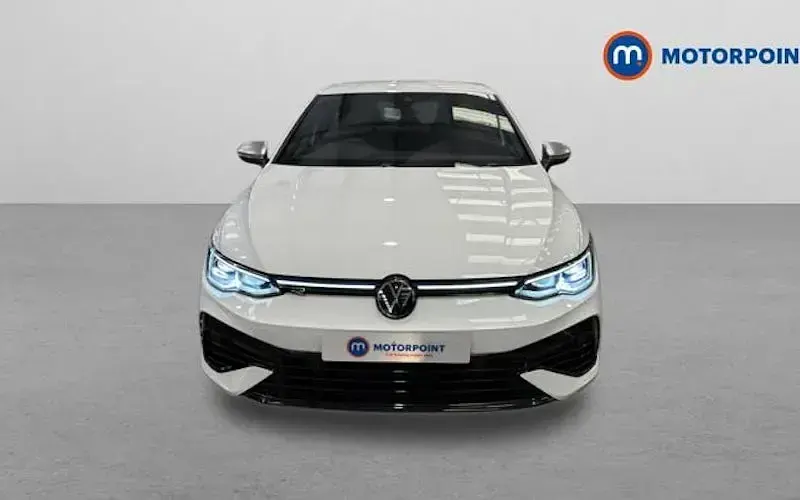 Używany VW Golf VIII R 320 KM (235 kW) 2023 Biały Hatchback