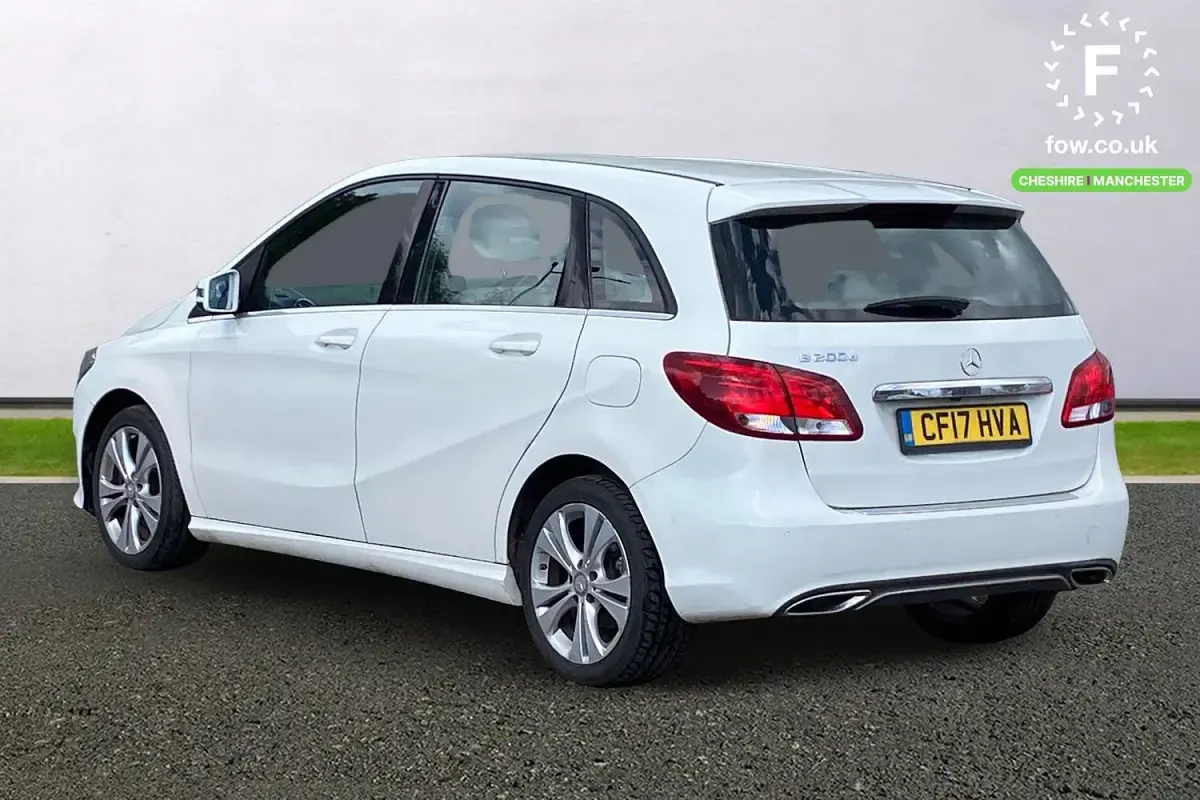 Used Mercedes B200 136 HP (100 kW) 2017 White Hatchback