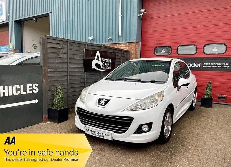 White Used 2010 Peugeot 207 Hatchback | £3,695 (Expensive) - Image 1/3