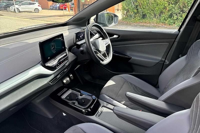 Used VW ID.4 Pro 150 kW (204 HP) 2023 Black SUV