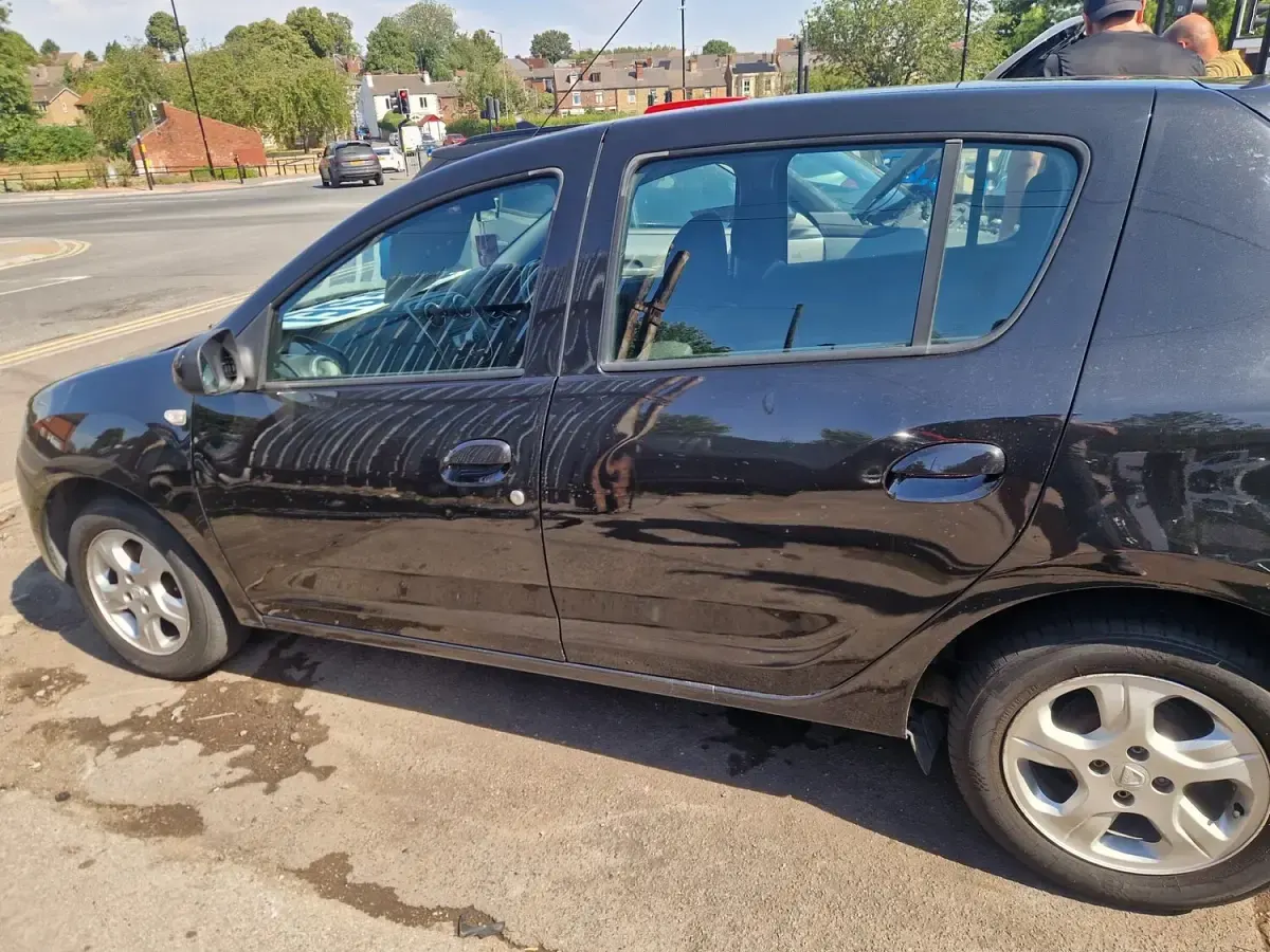 Used Dacia Sandero Lauréate 2014 Black Hatchback