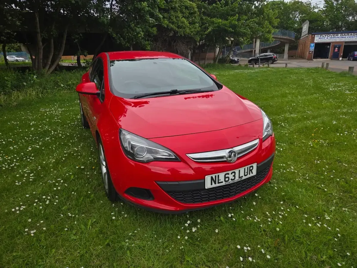 Used Vauxhall Astra GTC Sport 2013 Red Hatchback