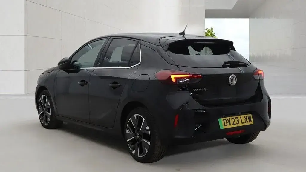 Used Vauxhall Corsa-e Ultimate 100 kW (136 HP) 2023 Hatchback