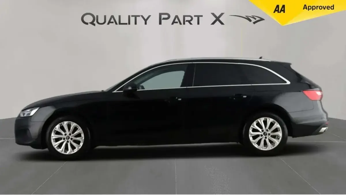Używany Audi A4 Comfort 163 KM (119 kW) 2022 Czarny Kombi