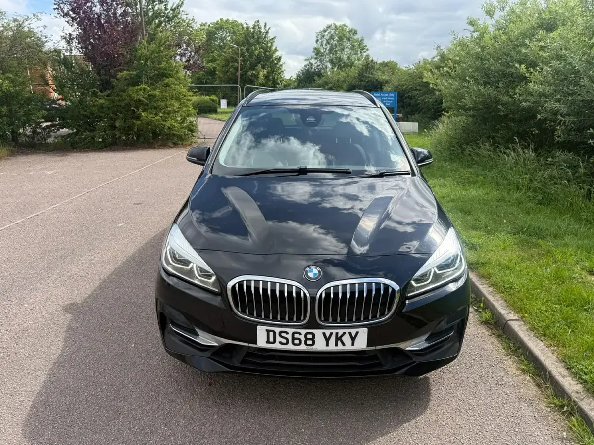 Used BMW 220 Luxury Line 2018 Black Estate