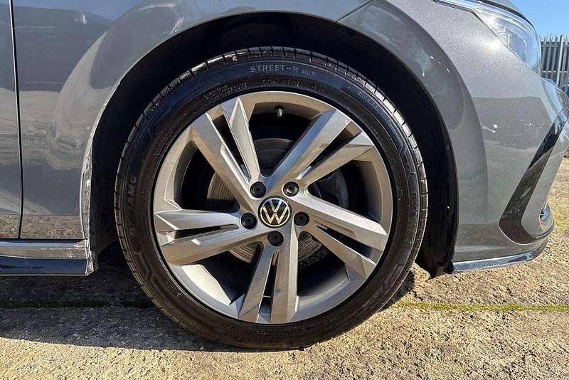 Used VW Golf VIII R-line 130 HP (95 kW) 2022 Grey Hatchback