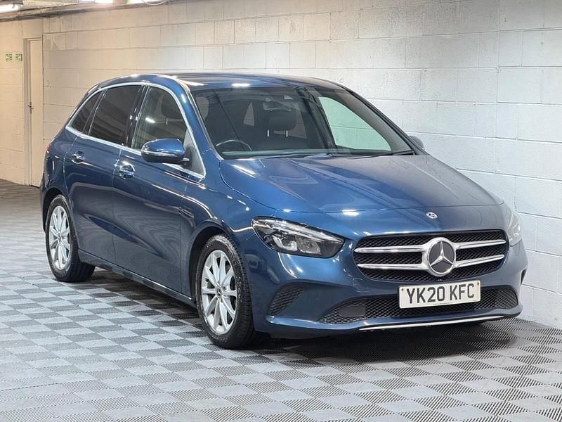 Used Mercedes B200 2020 Blue MPV