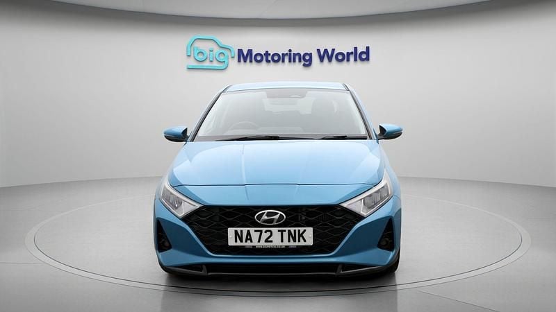 Used Hyundai i20 Premium 99 HP (72 kW) 2022 Hatchback