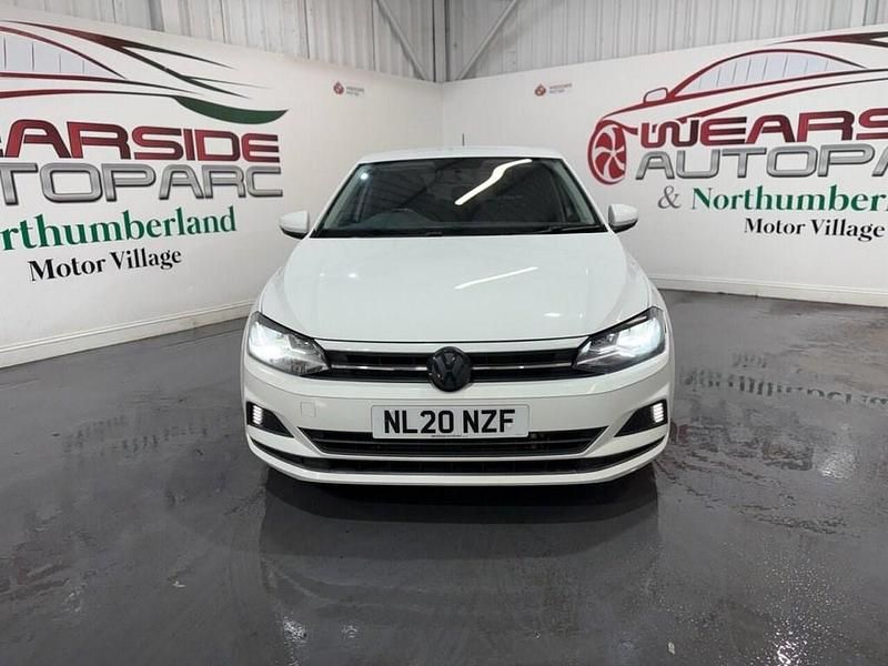 Used VW Polo SE 95 HP (69 kW) 2020 White Hatchback
