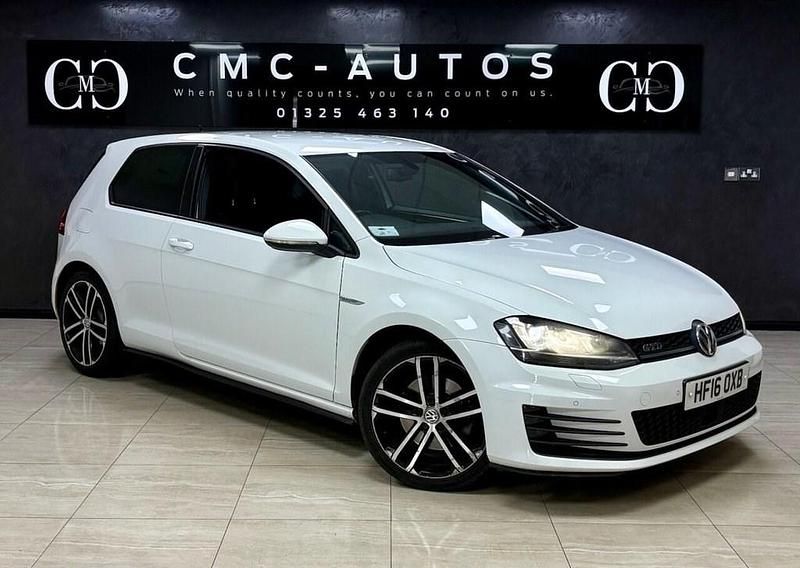 Usado VW Golf VII GTD 2016 Branco Citadino