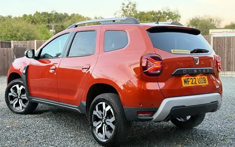 Used Dacia Duster Prestige 101 HP (74 kW) 2022 Orange SUV