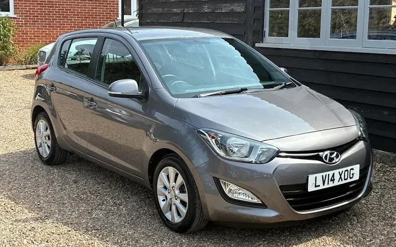 Used Hyundai i20 Active 101 HP (74 kW) 2014 Hatchback