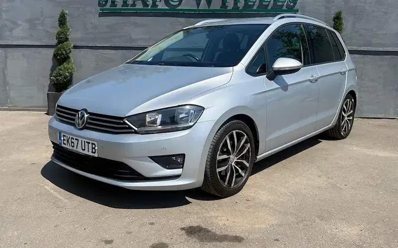 Used VW Golf VII SE 125 HP (91 kW) 2017 Hatchback