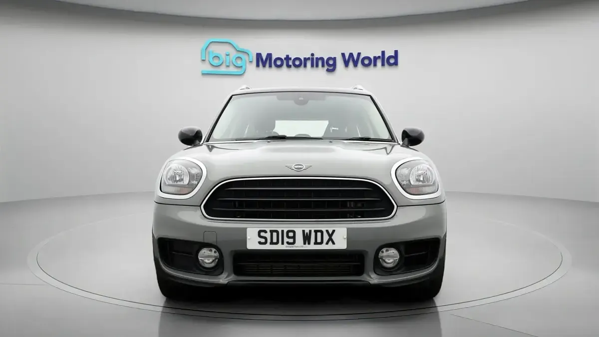 Usado Mini Cooper Countryman 134 CV (98 kW) 2019 Gris SUV