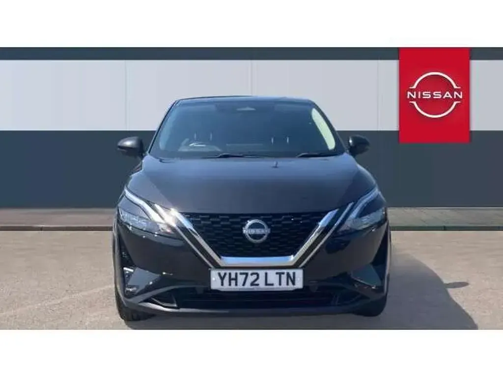 Used Nissan Qashqai N-Connecta 138 HP (101 kW) 2022 Black SUV