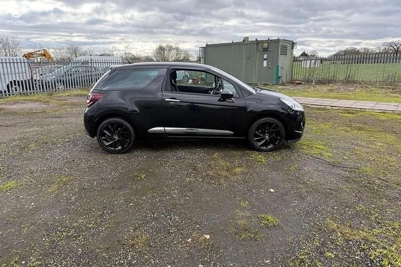 Black Used 2015 Citroën DS3 PureTech Hatchback | £1,995 (Super price) - Image 1/1