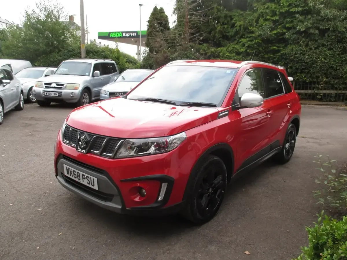 Used Suzuki Vitara 140 HP (102 kW) 2018 Red SUV