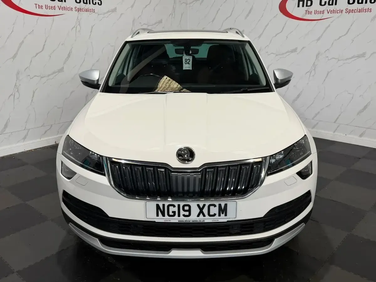 Used Skoda Karoq 150 HP (110 kW) 2019 White SUV