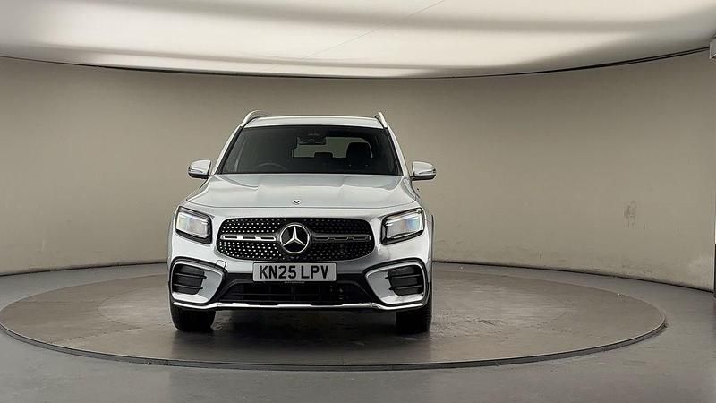 Used Mercedes GLB200 Executive 2025 Hightech silver SUV