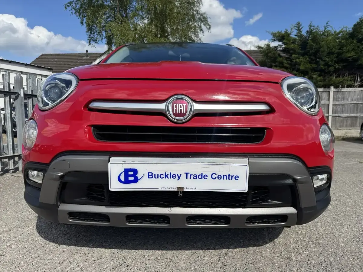 Used Fiat 500X Cross Plus 120 HP (88 kW) 2015 Red SUV