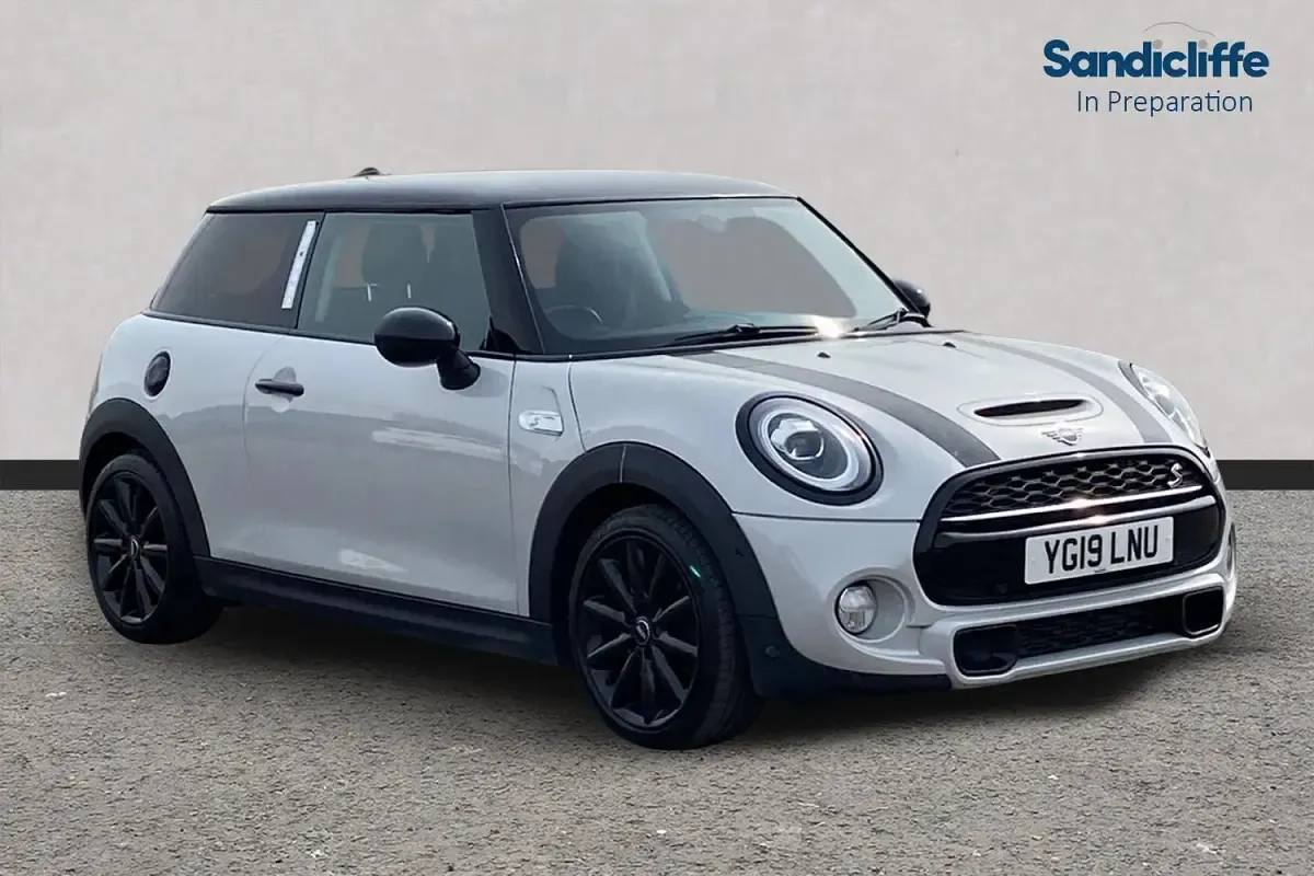 Used Mini Cooper S Classic 192 HP (141 kW) 2020 Hatchback