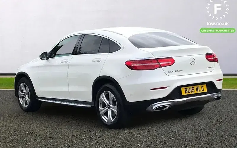 Used Mercedes GLC250 Premium 204 HP (150 kW) 2019 White SUV
