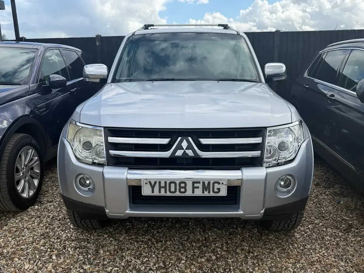 Used Mitsubishi Shogun Warrior 2008 Silver SUV
