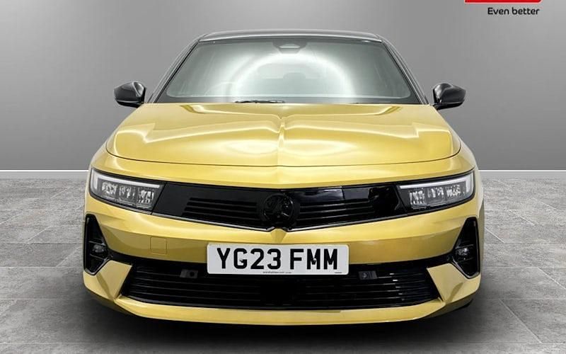 Second-hand Vauxhall Astra 131 CP (96 kW) 2026 Hatchback