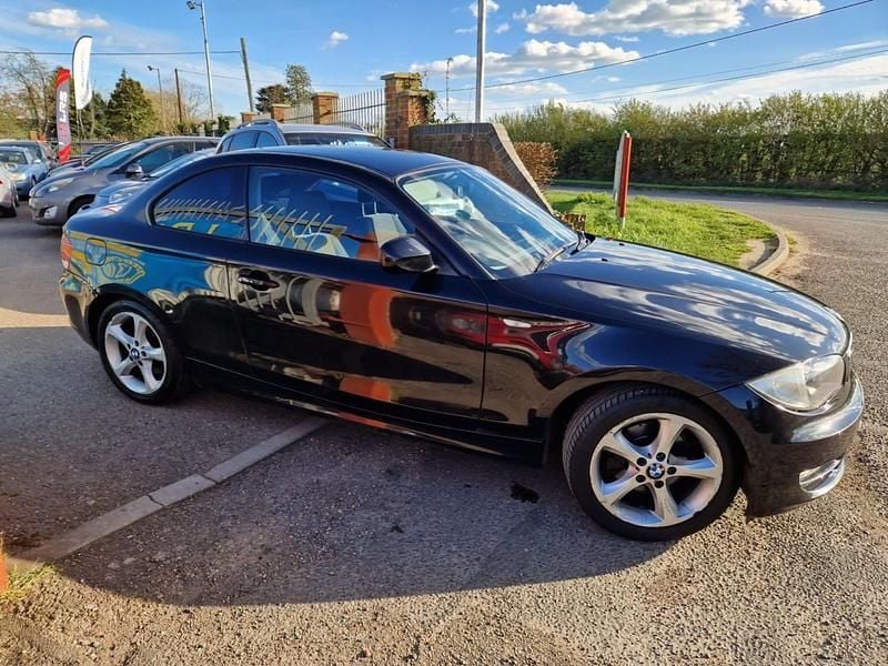 Used BMW 120 Coupé 2010 Black Coupe