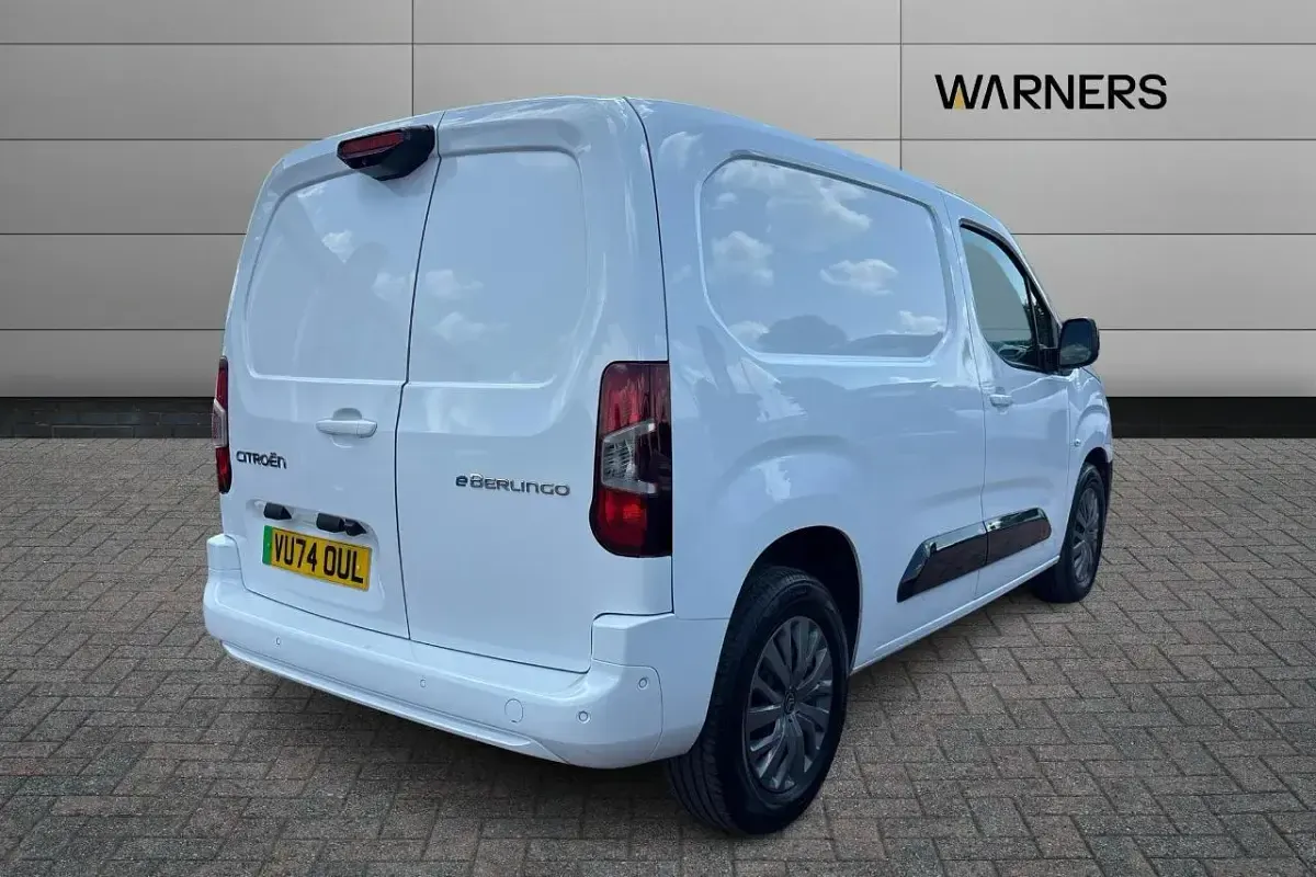 Used Citroën Berlingo 98 kW (134 HP) 2024 White MPV