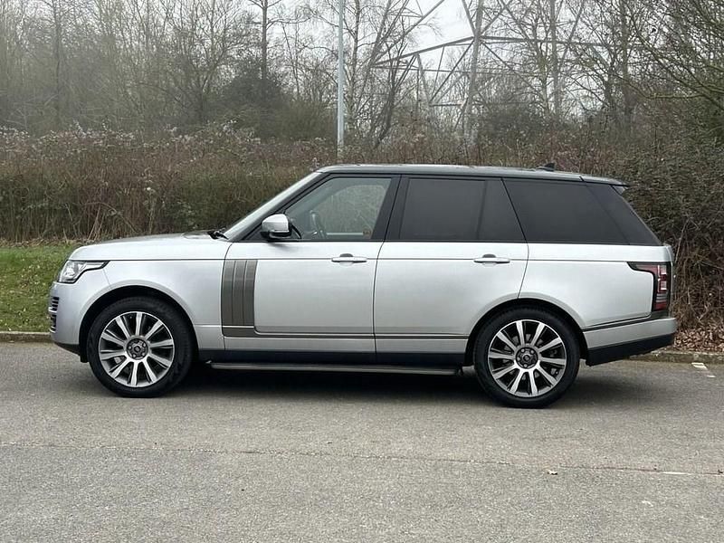 Used Land Rover Range Rover Vogue 258 HP (189 kW) 2014 Silver SUV
