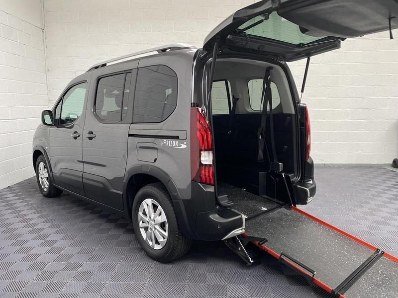 Grey Used 2019 Peugeot Rifter Allure MPV | £11,995 (Fair price) - Image 1/4