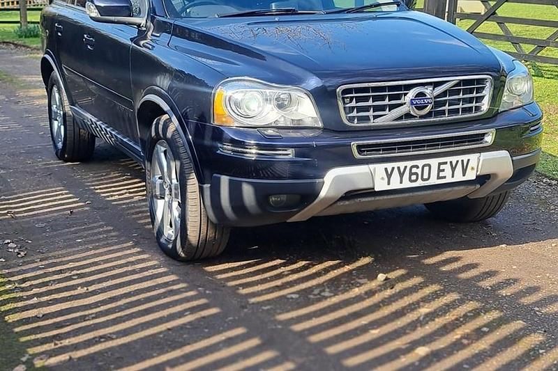 Usado Volvo XC90 SE Lux 182 HP (133 kW) 2010 SUV