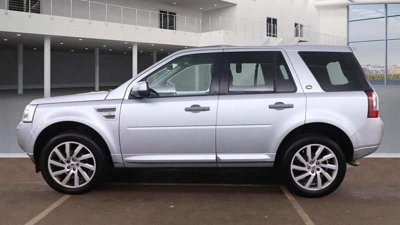 Used Land Rover Freelander 2 HSE 190 HP (139 kW) 2011 Silver SUV
