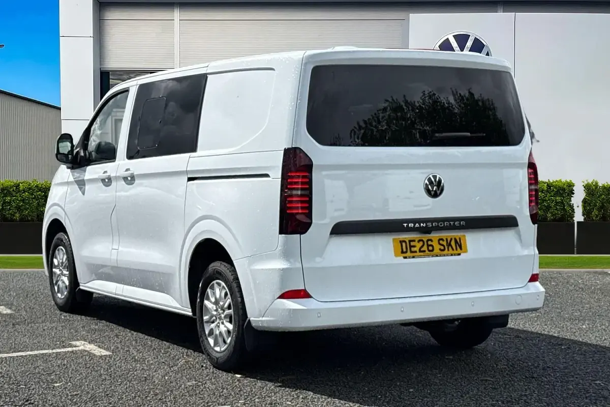Nouă VW Transporter Pro 2026 Alb Van