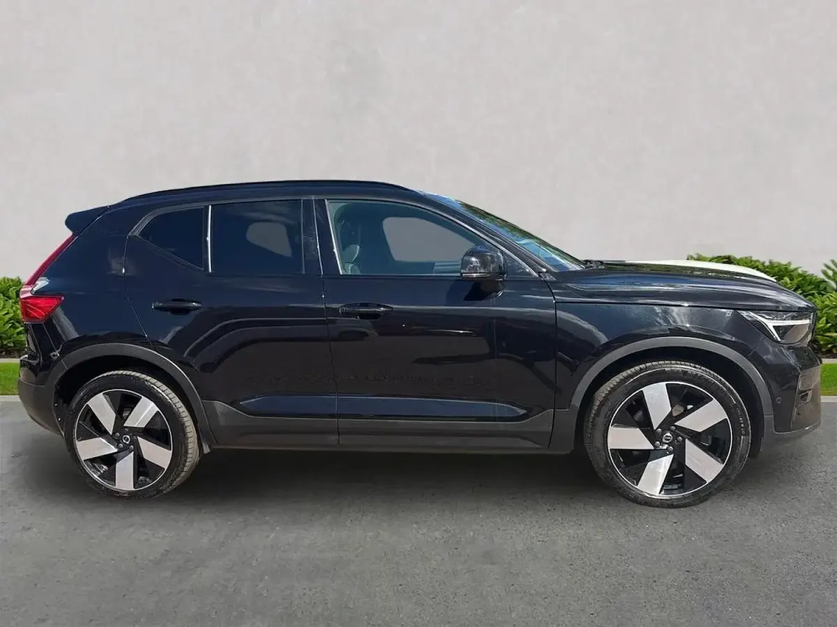 Used Volvo XC40 Ultimate 300 kW (408 HP) 2023 Black SUV