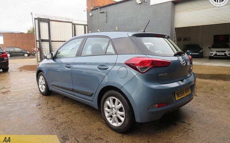 Used Hyundai i20 SE 84 HP (61 kW) 2018 Hatchback