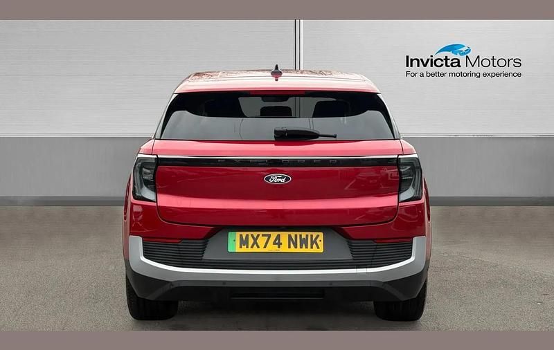 Used Ford Explorer Select 210 kW (286 HP) 2024 Red SUV