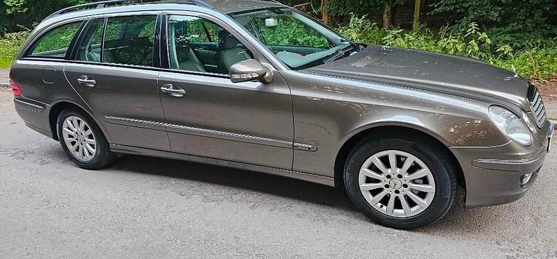Used Mercedes E280 Elegance 190 HP (139 kW) 2007 Iridium grey metallic Estate