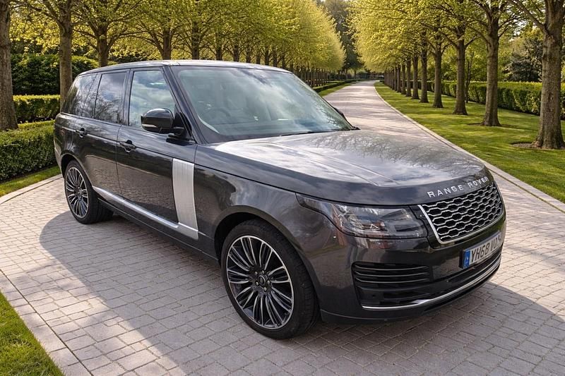 Used Land Rover Range Rover Vogue 275 HP (202 kW) 2018 Grey SUV
