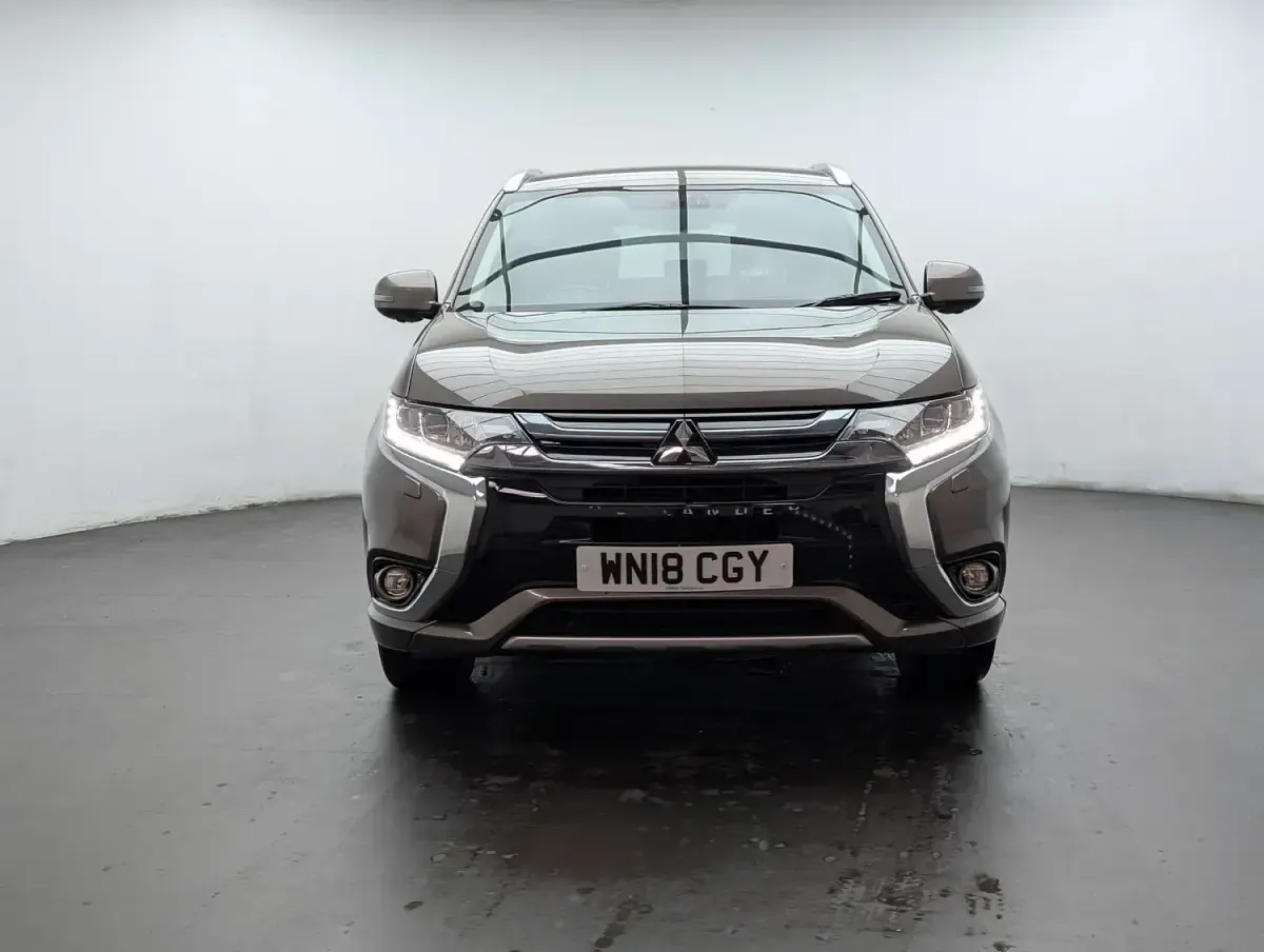 Used Mitsubishi Outlander P-HEV 2018 Brown SUV