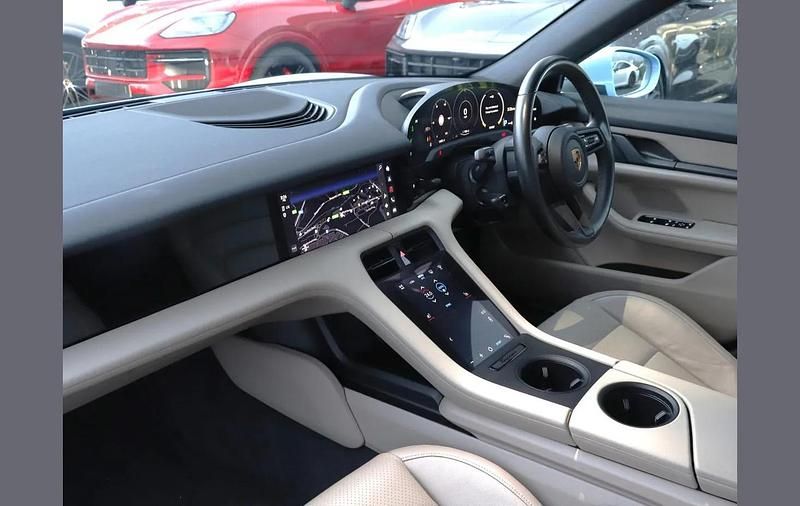 Used Porsche Taycan 389 kW (530 HP) 2022 Blue Sedan