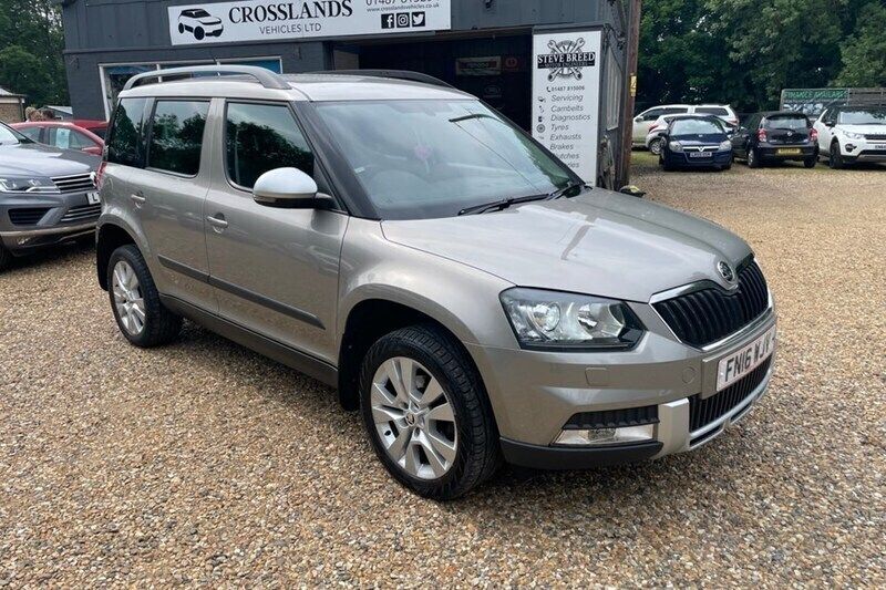 Beige Used 2016 Skoda Yeti SE L SUV | £11,499 (Fair price) - Image 1/1