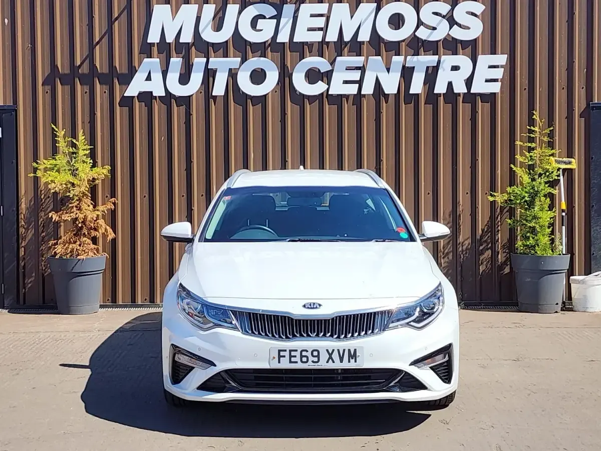 Used Kia Optima 136 HP (100 kW) 2019 White Estate